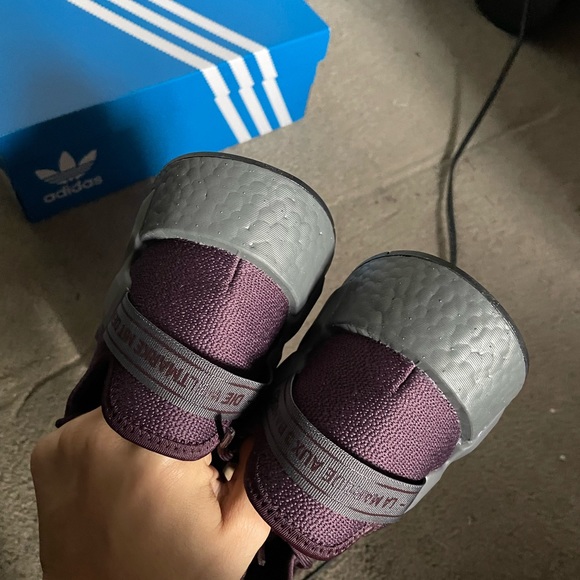 adidas nmd r1 v2 shadow maroon mens shoes NEW 100% AUTHENTIC - Picture 3 of 11